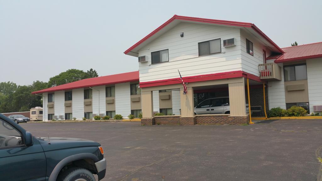 Rodeway Inn Mitchell Bagian luar foto