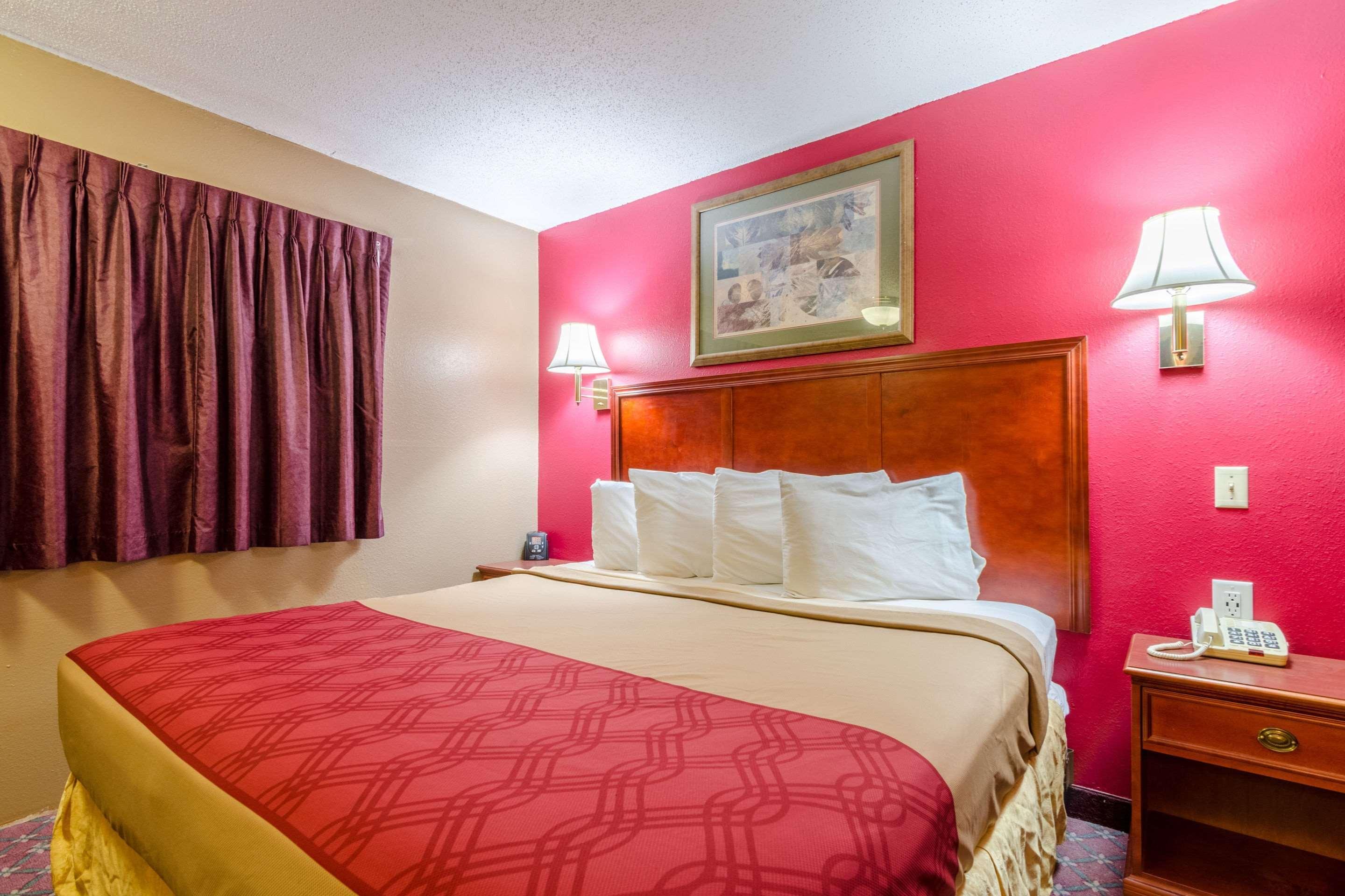 Rodeway Inn Mitchell Bagian luar foto